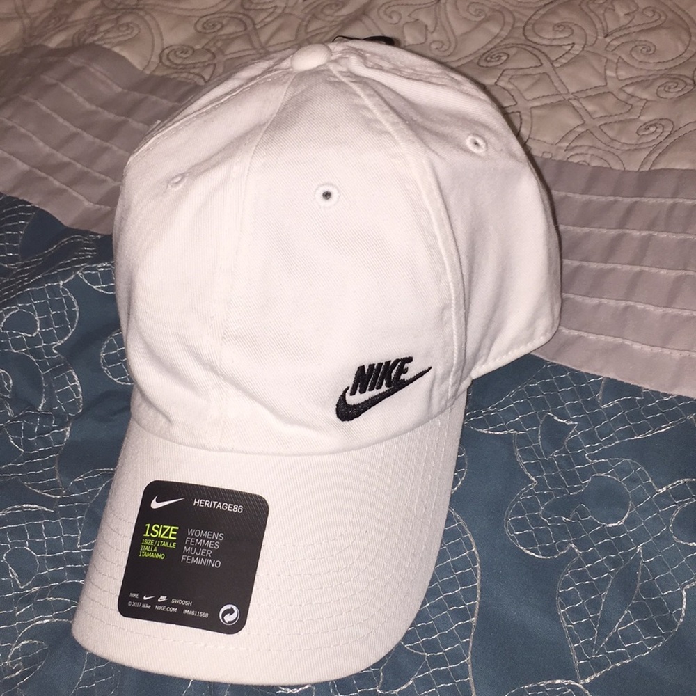 White Nike hat